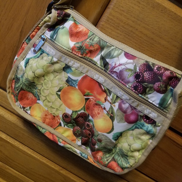 Lesportsac Handbags - Vintage Lesportsac Fruits Bowl Hobo Bag